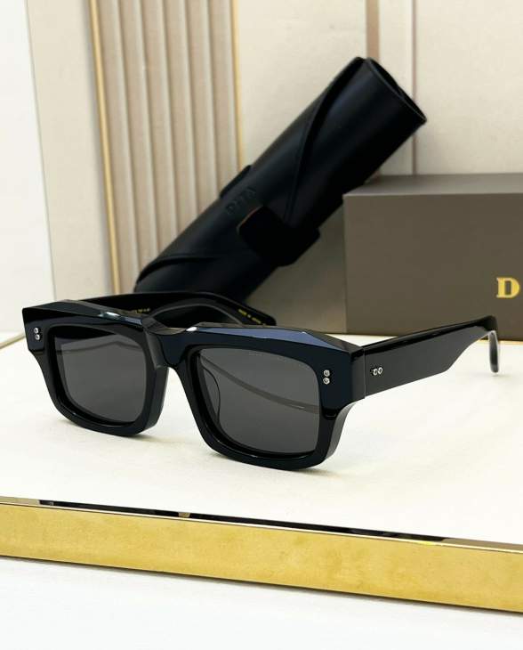 Picture of Dita Sunglasses _SKUfw66573383fw